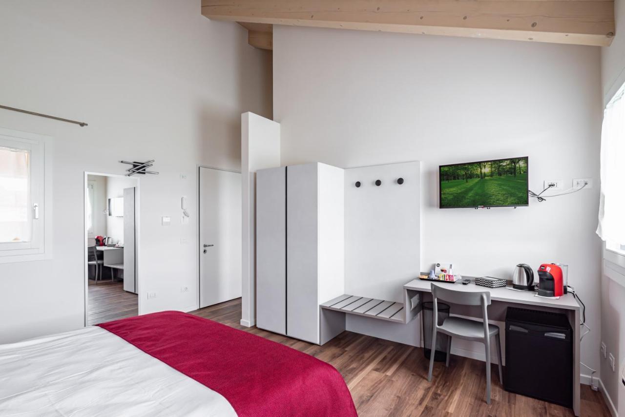 Ca Mia Rododendro & Mughetto Rooms فيتشنزا المظهر الخارجي الصورة